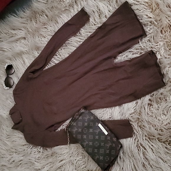 Fashion Nova/ Brown Ribbed Long sleeve Short Jumpsuit - Picture 2 of 6